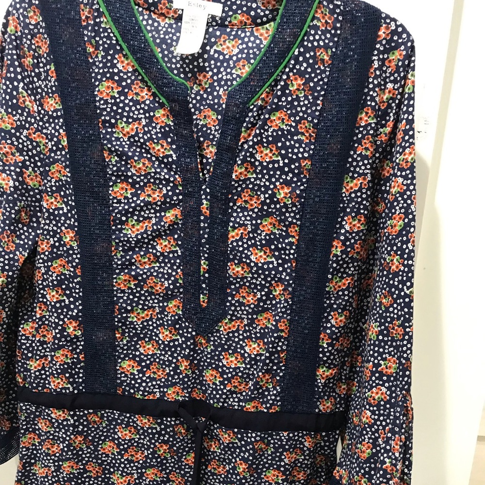 Navy blouse with wide sleeves